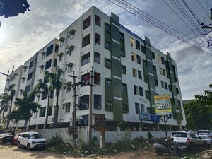  Apartment For Sale in Arepalle