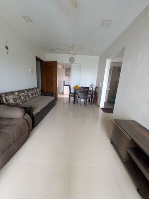 Living Room in 1 BHK Apartment at Chembur – for Rent
