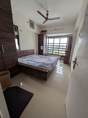 Bedroom in 1 BHK Apartment at Chembur – for Rent