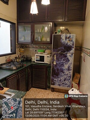  Builder Floor For Sale in Pitampura