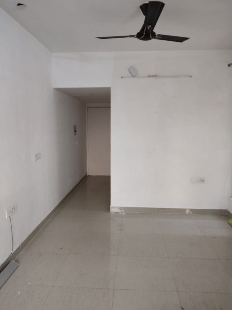 Room, sector 69 2 Bedroom 515 Sq.Ft. Apartment In Sector 69 Gurgaon 10657032