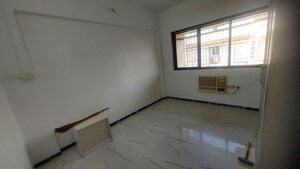 Room in 2 BHK Apartment at Golden Square, Santacruz East – for Rent