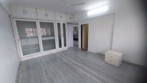 Room in 2 BHK Apartment at Golden Square, Santacruz East – for Rent