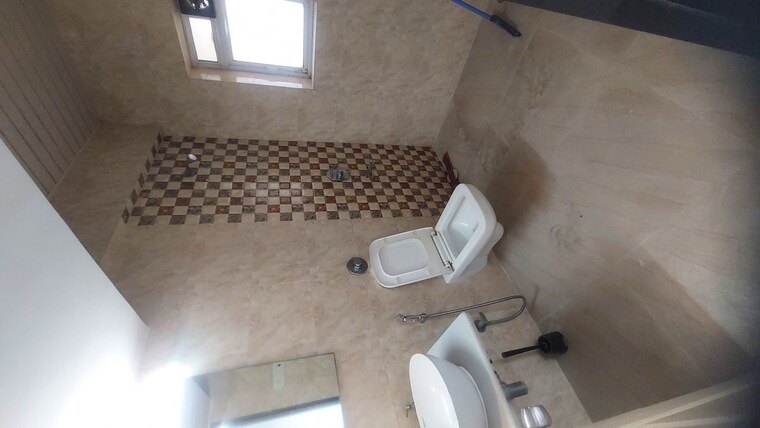 Bathroom, golden-square 2 Bedroom 1000 Sq.Ft. Apartment In Santacruz East Mumbai 10657031