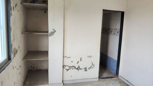 Room in  Independent House at Lajpur – for Sale
