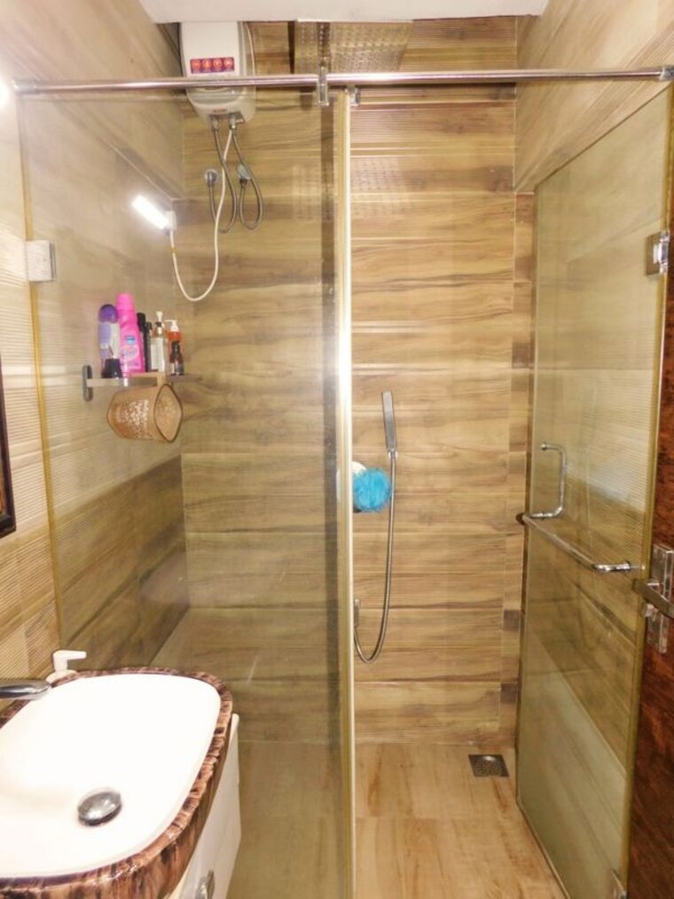 Bathroom, rna-heights 2 Bedroom 1000 Sq.Ft. Apartment In Andheri East Mumbai 10657057