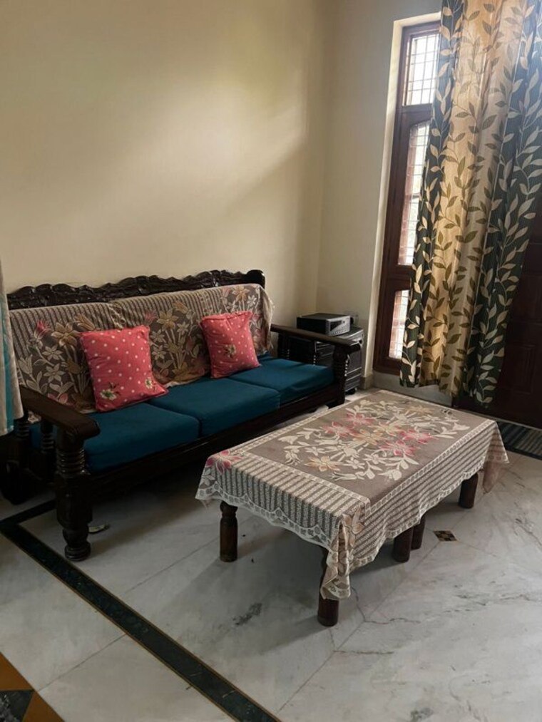 Bedroom, sector 45 1.5 Bedroom 936 Sq.Ft. Builder Floor In Sector 45 Gurgaon 10657142