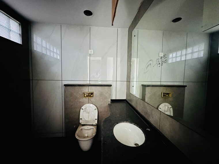 Bathroom, skytech-matrott 2 Bedroom 1015 Sq.Ft. Apartment In Sector 76 Noida 10657220