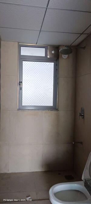 Room in 2 BHK Apartment at Tata Serein, Pokhran Road No Two – for Rent