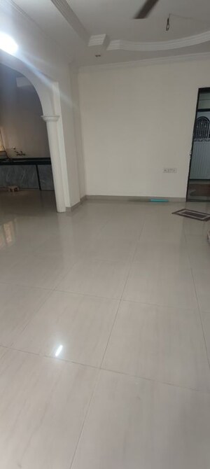 Room in 2 BHK Apartment at Sai Orchards Apartment, Pimple Saudagar – for Rent