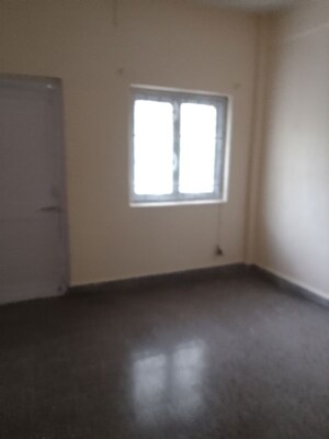 Room in 2 BHK Apartment at Warje – for Rent