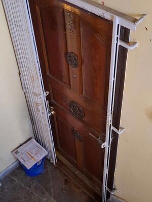 Furnished Amenities in 3 BHK Apartment at Deeshari V, Purbalok – for Sale