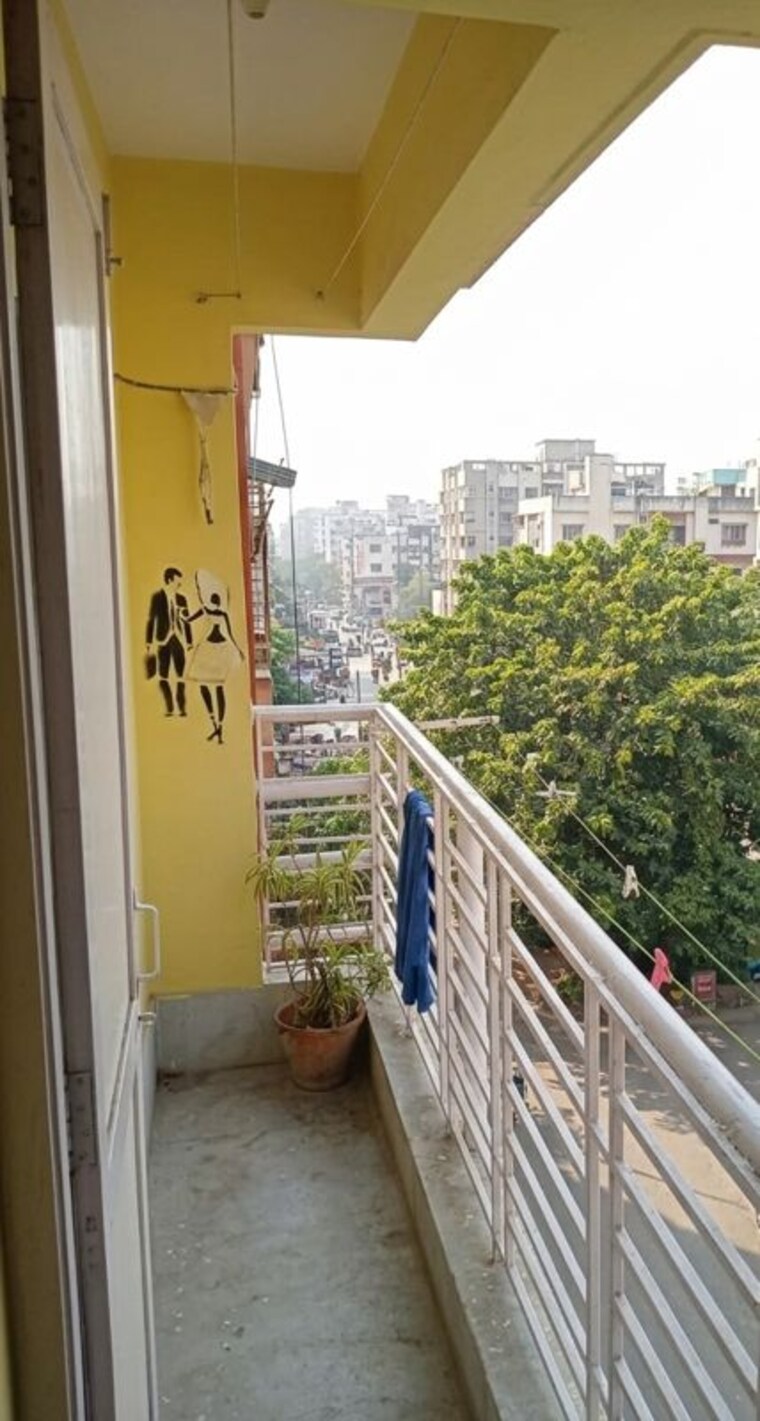 Balcony, deeshari-v 3 Bedroom 1240 Sq.Ft. Apartment In Purbalok Kolkata 10657268