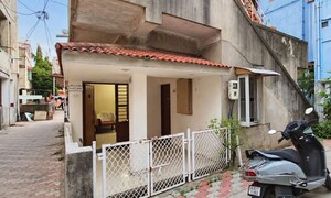 1 BHK Villa For Rent in Jivraj Park
