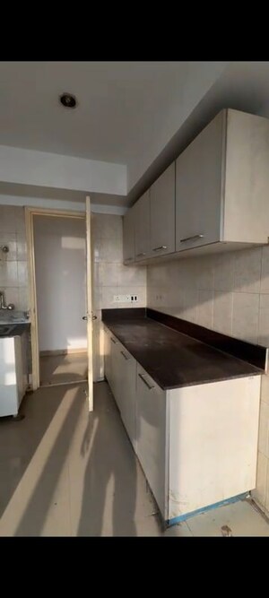 Kitchen in 3.5 BHK Apartment at Jaypee Green Pavillion Heights, Sector 128 – for Rent
