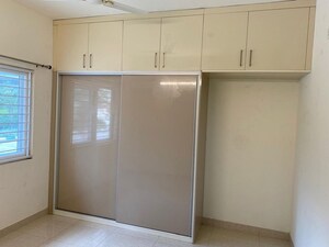 Room in 2 BHK Apartment at Prestige High Fields, Gachibowli – for Rent