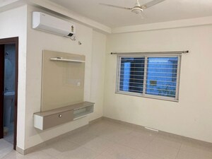 Room in 2 BHK Apartment at Prestige High Fields, Gachibowli – for Rent
