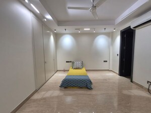 Bedroom in 4 BHK Builder Floor at Safdarjung Enclave – for Rent
