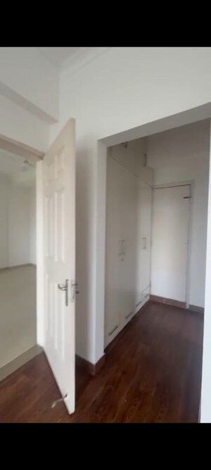 Building Lobby in 3.5 BHK Apartment at Jaypee Greens Pavilion Court Royale, Jaypee Greens – for Rent