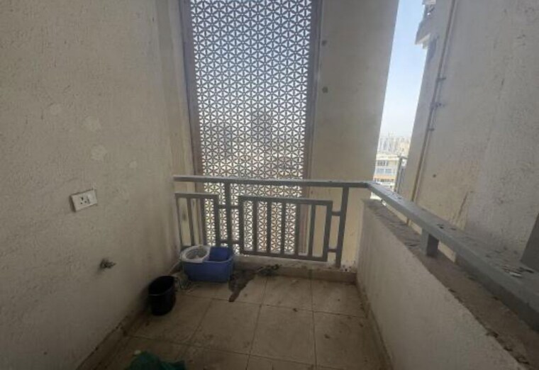 Balcony, ss-the-leaf 3 Bedroom 2408 Sq.Ft. Apartment In Sector 85 Gurgaon 10657403