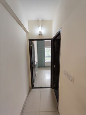 Room in 1 BHK Apartment at Olympia Opaline Crystal And Diamond, Navallur – for Rent