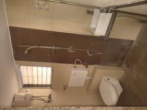 Team Area in 2 BHK Apartment at Shanti Garden Mira Road, Mira Road East – for Sale