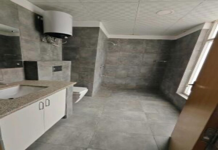 Kitchen, ss-the-leaf 4 Bedroom 3950 Sq.Ft. Apartment In Sector 85 Gurgaon 10657418