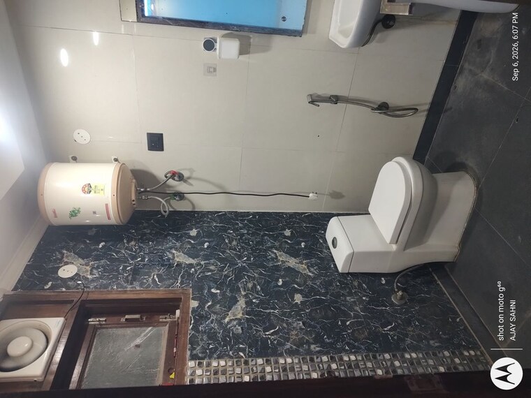 Bathroom, mehrauli 2 Bedroom 800 Sq.Ft. Builder Floor In Mehrauli Delhi 10657414