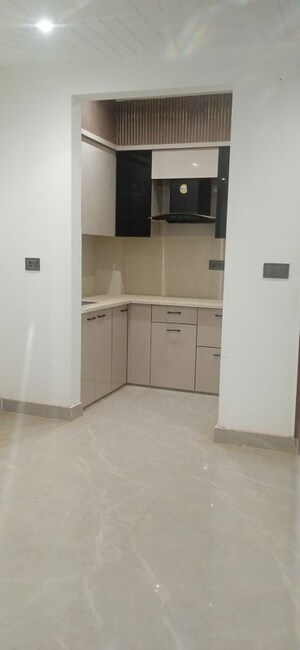 Room in 3 BHK Builder Floor at Palam – for Sale
