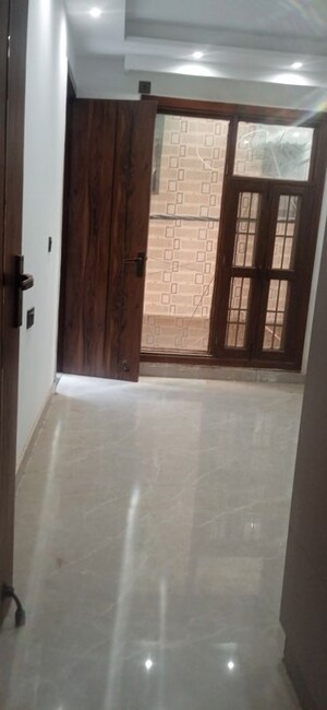 Room in 3 BHK Builder Floor at Palam – for Sale