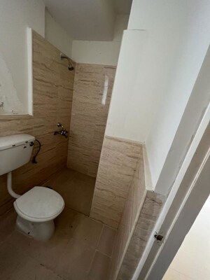 Bathroom in 3 BHK Builder Floor at Jayamahal – for Rent