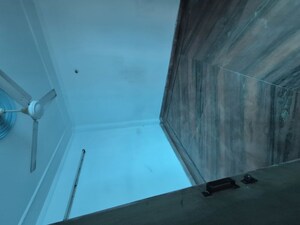 Bathroom in 2.5 BHK Builder Floor at Mayur Vihar – for Rent