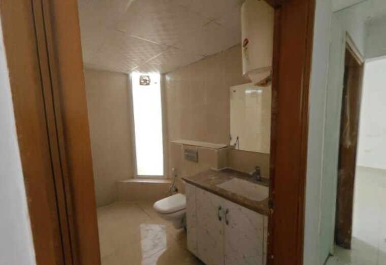 Bathroom, ss-the-leaf 2 Bedroom 1640 Sq.Ft. Apartment In Sector 85 Gurgaon 10657434
