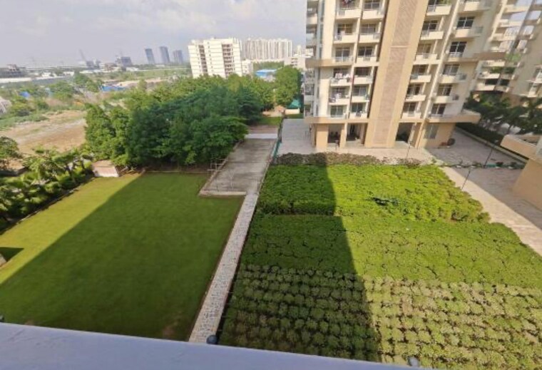 Garden, ss-the-leaf 2 Bedroom 1640 Sq.Ft. Apartment In Sector 85 Gurgaon 10657434