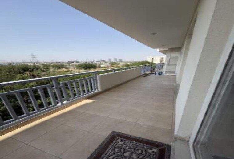 Balcony, ss-the-leaf 3 Bedroom 2408 Sq.Ft. Apartment In Sector 85 Gurgaon 10657441