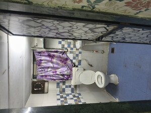 Team Area in 1 BHK Villa at Kurla West – for Rent
