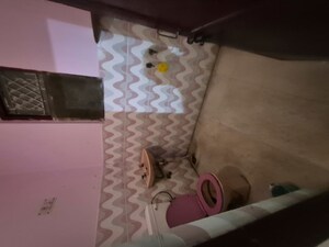 Bathroom in 1.5 BHK Builder Floor at Mayur Vihar – for Rent