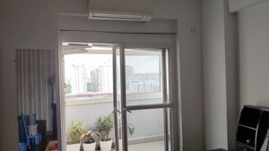 Furnished Amenities in 2.5 BHK Apartment at Aims Golf Avenue I, Sector 75 – for Rent