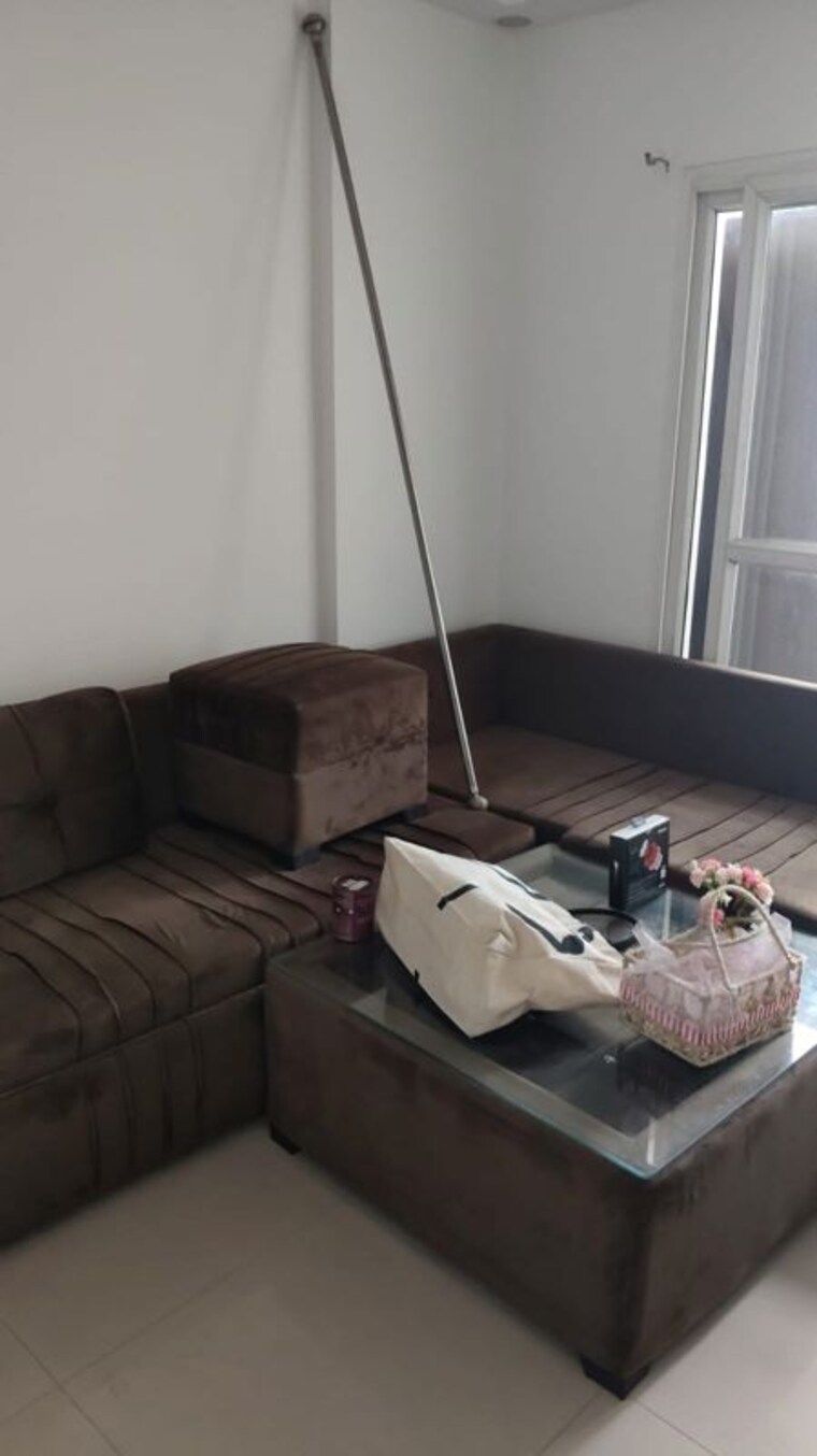 Living Room, aims-golf-avenue-i 2.5 Bedroom 1200 Sq.Ft. Apartment In Sector 75 Noida 10657201