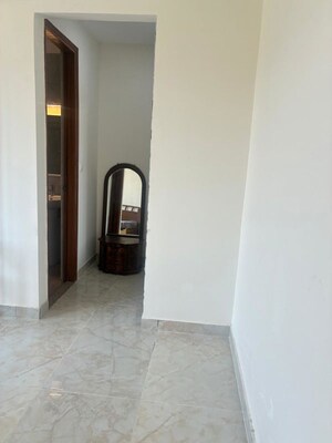 Room in 4 BHK Builder Floor at Haridwar Road – for Sale