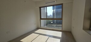 Room in 4 BHK Apartment at Godrej RKS, Chembur – for Rent