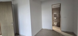 Room in 4 BHK Apartment at Godrej RKS, Chembur – for Rent