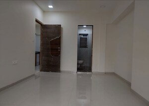 Room in 2 BHK Apartment at Deraiya Luxurio, Kurla – for Rent