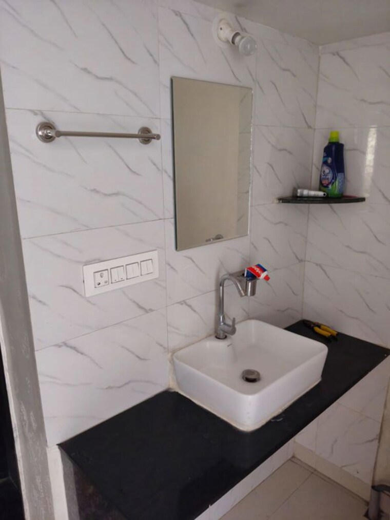 Bathroom, swapnashilp-apartment-balewadi 3 Bedroom 1180 Sq.Ft. Apartment In Balewadi Pune 10657501