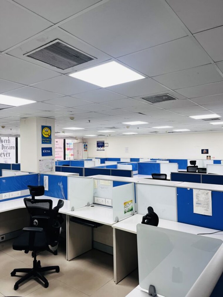 Team Area, levana-cyber-heights Commercial Office Space 3780 Sq.Ft. In Vibhuti Khand Lucknow 10657509