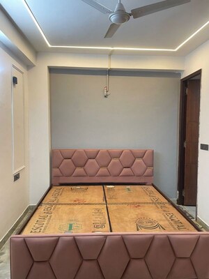 Bedroom in 1 BHK Builder Floor at Saket – for Rent