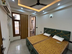 1 BHK Builder Floor For Rent in Saket
