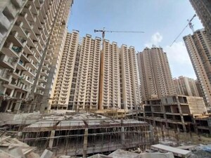  Shop – Exterior View View at Express Astra, Sector 1 Greater Noida - for Sale