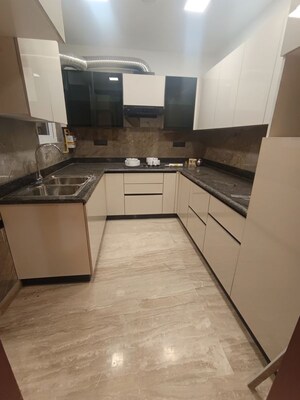 Kitchen in 3 BHK Builder Floor at Shivalik Colony – for Rent