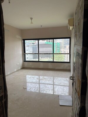2 BHK Apartment For Sale in Rustomjee Elita, Andheri West